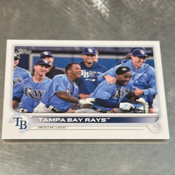 Topps Blue and White Accents Baseball Card - Picture 1 of 1